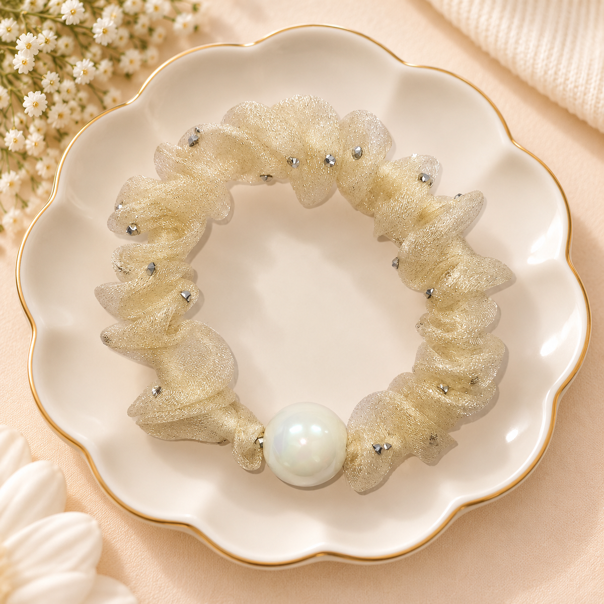 Single Pearl Sheer Hair Tie