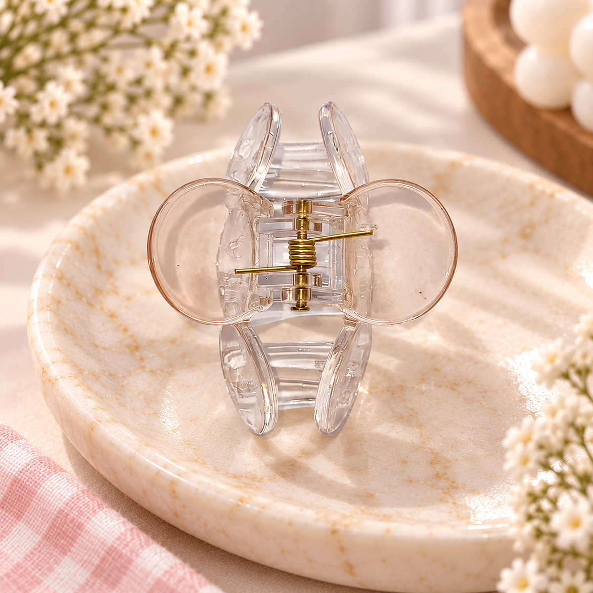 Clear Scalloped Circle Claw Clip